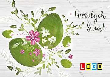 Dwie duże zielone pisanki w kwiatkach, cienkie gałązki z liśćmi i małe jajka na jasnych wytartych deskach