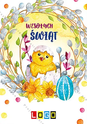 Kurczątko w skorupce w wianku z szarych bazi, obok żonkile i niebieskie jajo, w górze fioletowy napis